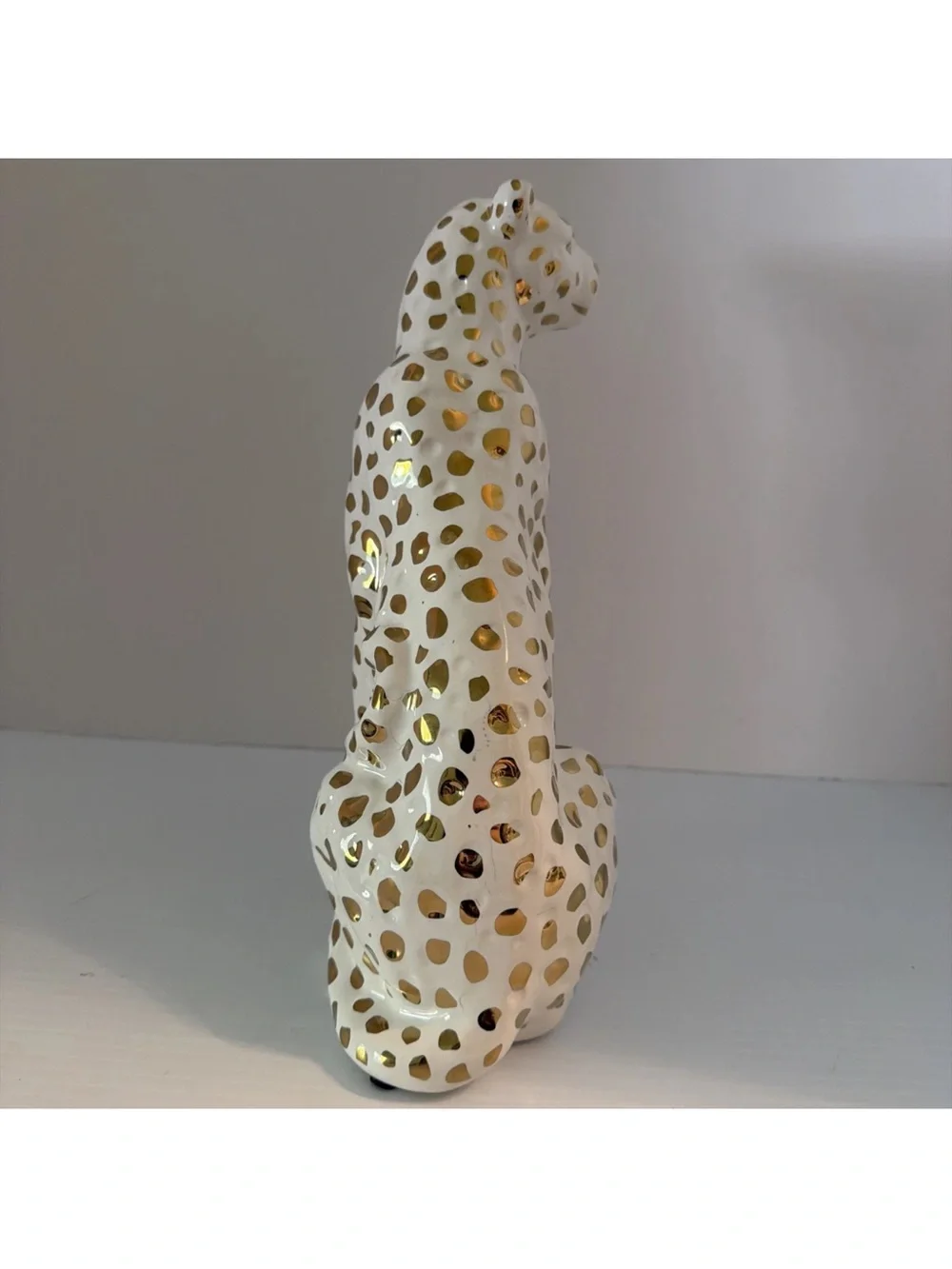 Cheetah Statue Home Decor Leopard Sculpture Sitting Cheetah White & Gold New